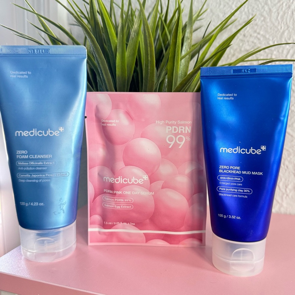 Medicube Zero Foam Cleanser and Pore Blackhead Mud Mask Set - Blue